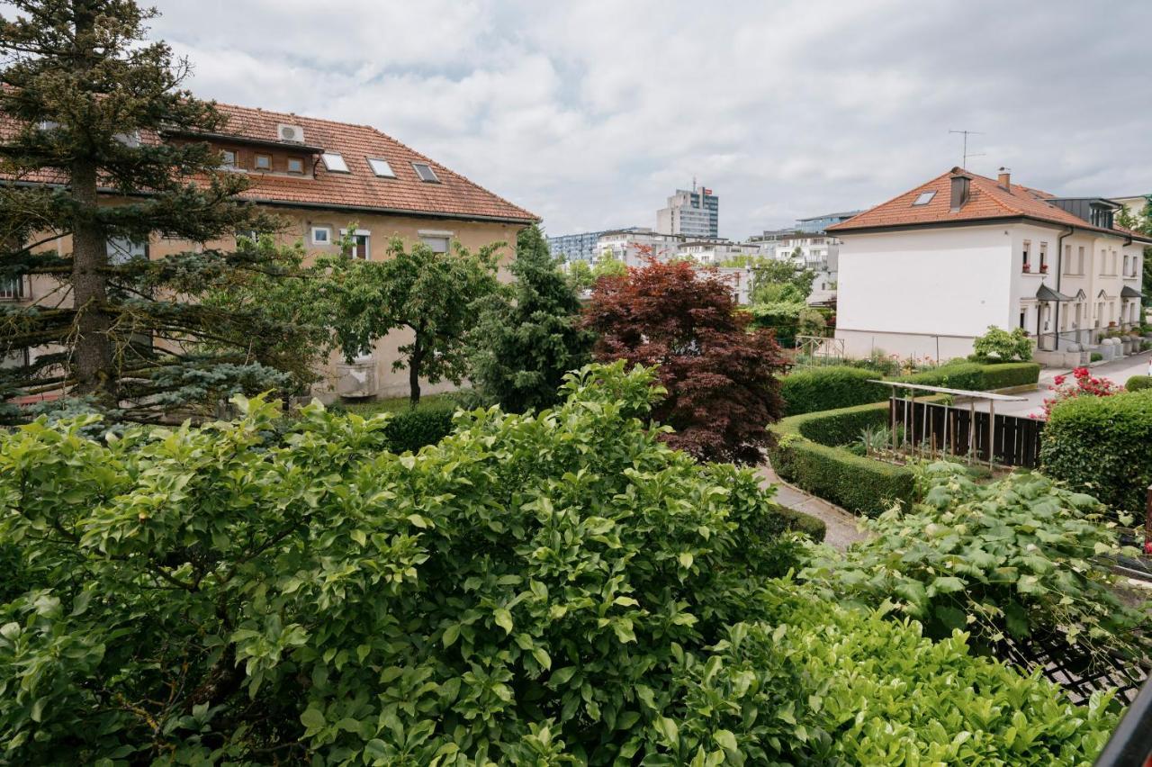 Ljubljana C17 4-Bedroom Private Row House With Garden And Parking Exterior foto